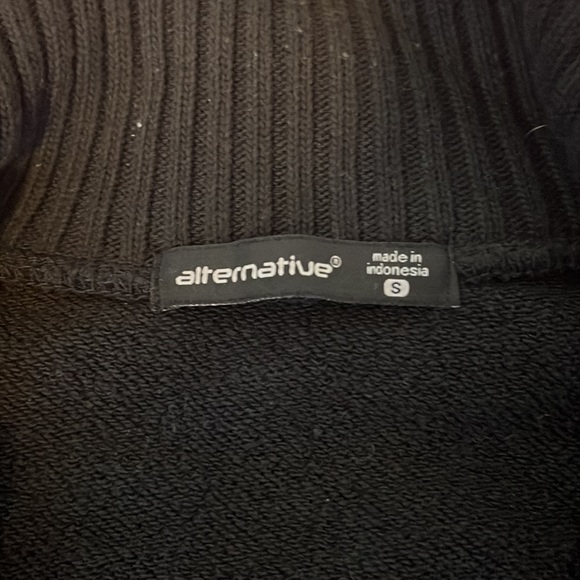 Alternative Black Sweater - Zip Up - Picture 2 of 4